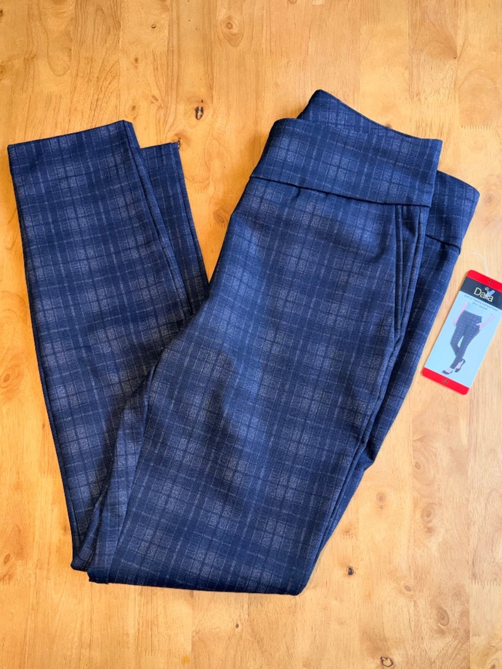Dalia Women Black Plaid Tummy Control Slim Leg Dress Pants Size M  494